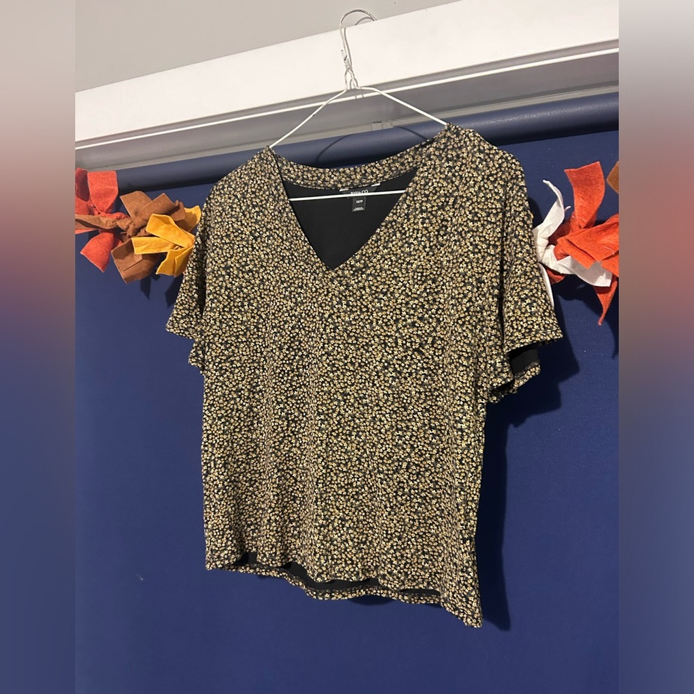 RW&CO floral tshirt xs